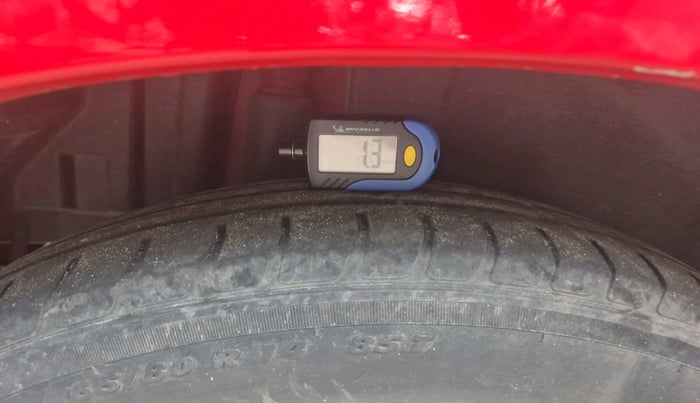 2016 Maruti Swift VXI, Petrol, Manual, 94,761 km, tyre