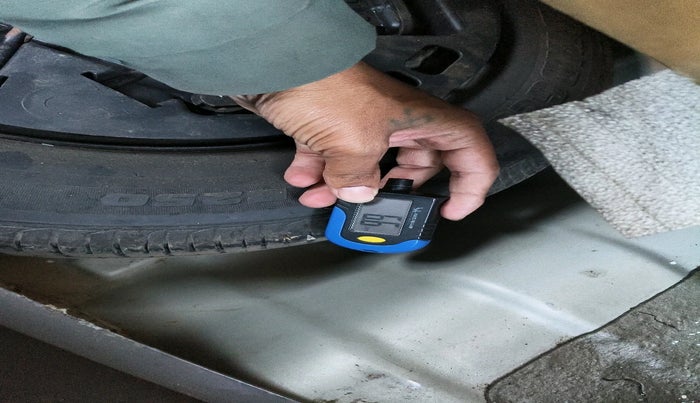 2012 Hyundai i10 SPORTZ 1.2 AT, Petrol, Automatic, 96,949 km, tyre