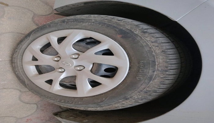 2019 Hyundai Grand i10 SPORTZ 1.2 KAPPA VTVT, Petrol, Manual, 35,445 km, tyre