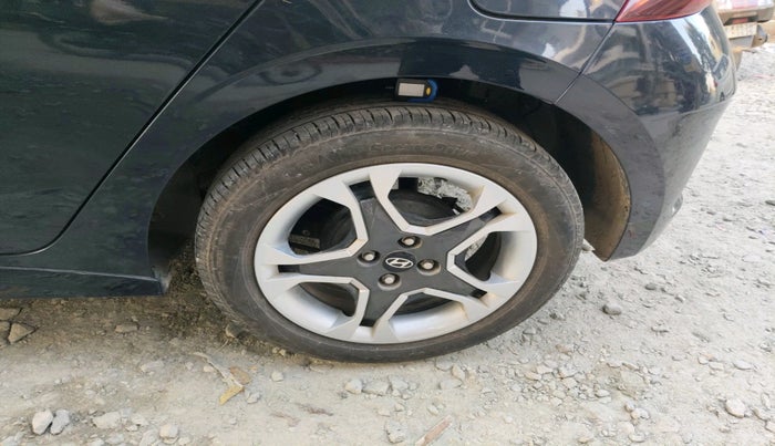 2024 Hyundai NEW I20 Sportz (O) 1.2 IVT, Petrol, Automatic, 22,852 km, tyre