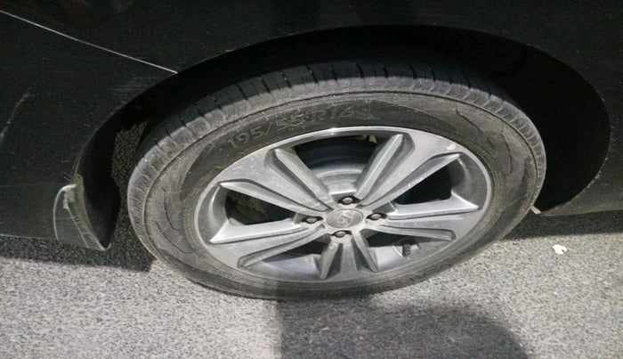 2019 Hyundai Verna 1.6 VTVT SX (O) AT, Petrol, Automatic, 99,736 km, tyre