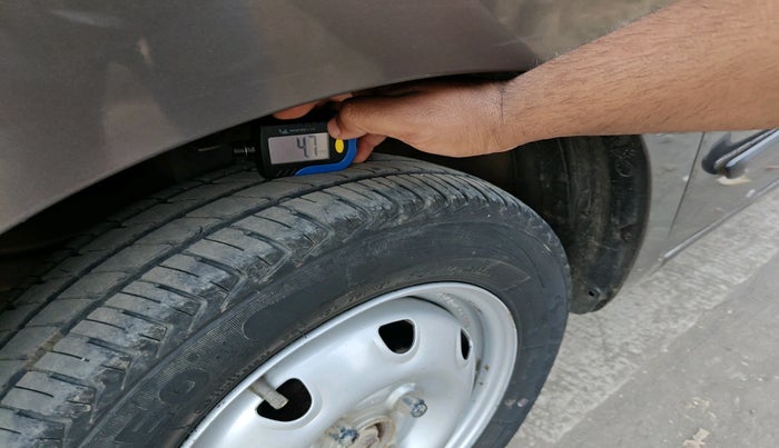 2013 Maruti Wagon R 1.0 LXI CNG, Petrol, Manual, 99,571 km, tyre