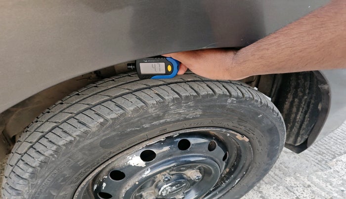 2013 Maruti Wagon R 1.0 LXI CNG, Petrol, Manual, 99,571 km, tyre