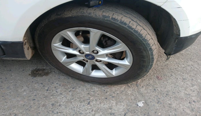 2018 Ford Ecosport TITANIUM 1.5L DIESEL, Diesel, Manual, 1,07,301 km, tyre