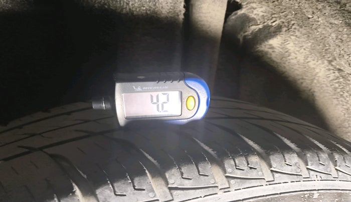 2018 Maruti Vitara Brezza LDI, Diesel, Manual, 94,196 km, tyre