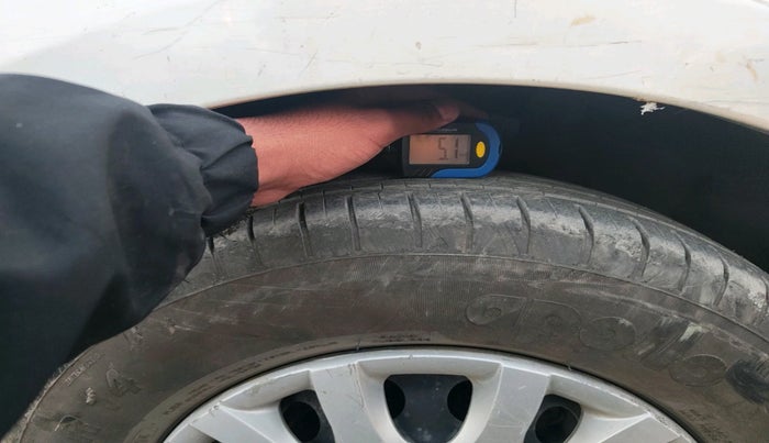 2011 Hyundai i20 MAGNA 1.2, Petrol, Manual, 57,507 km, tyre