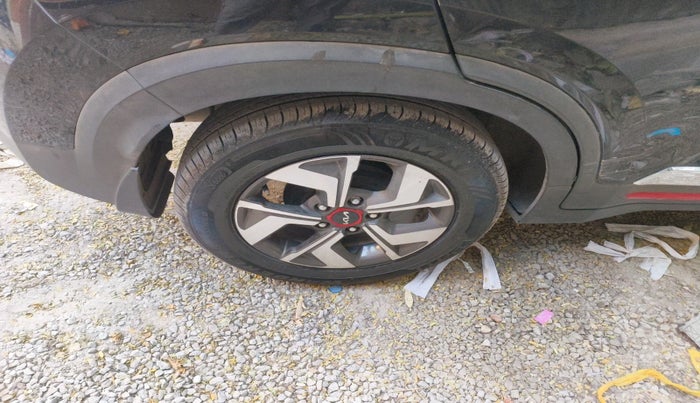 2023 KIA SONET GTX PLUS 1.5 AT, Diesel, Automatic, 72,796 km, tyre