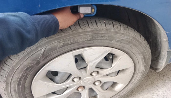 2014 Hyundai Xcent S 1.2, Petrol, Manual, 64,861 km, tyre