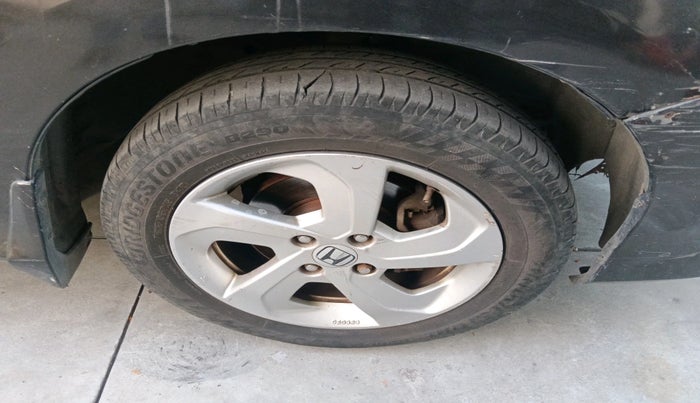 2016 Honda City 1.5L I-VTEC VX (O) MT, Petrol, Manual, 99,294 km, tyre