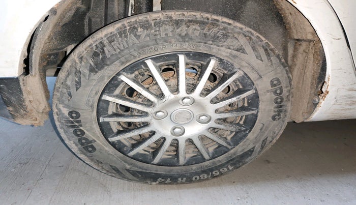 2016 Maruti Swift Dzire VDI ABS, Diesel, Manual, 2,10,098 km, tyre