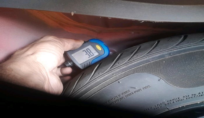 2011 Hyundai i10 SPORTZ 1.2, Petrol, Manual, 59,748 km, tyre