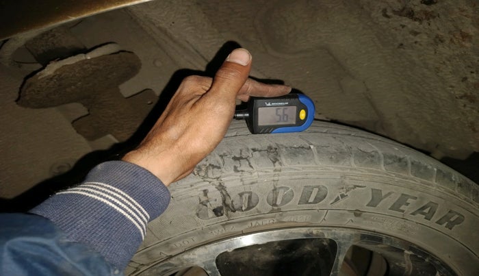 2016 Renault Duster 110 PS RXZ 4X4 MT DIESEL, Diesel, Manual, 1,51,660 km, tyre