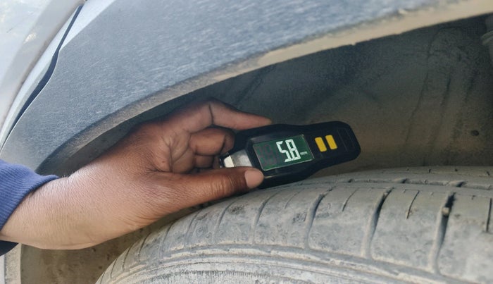 2022 KIA SONET HTE 1.2, Petrol, Manual, 31,823 km, tyre