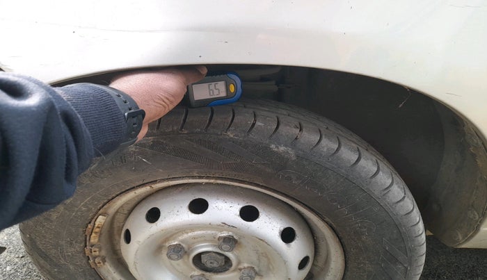 2012 Maruti Alto STD, Petrol, Manual, 85,151 km, tyre