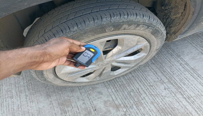 2024 Maruti FRONX SIGMA CNG 1.2 MT, Petrol, Manual, 22,426 km, tyre