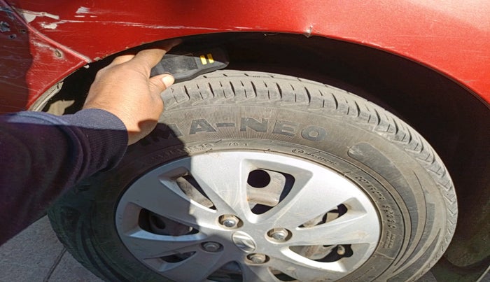 2011 Hyundai i10 MAGNA 1.2, Petrol, Manual, 2,64,001 km, tyre