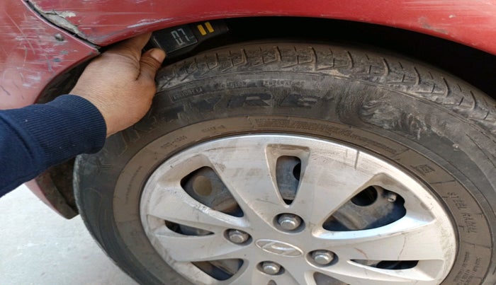 2011 Hyundai i10 MAGNA 1.2, Petrol, Manual, 2,64,001 km, tyre