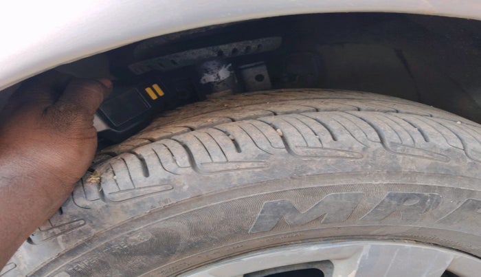 2012 Volkswagen Polo COMFORTLINE 1.2L PETROL, Petrol, Manual, 92,081 km, tyre