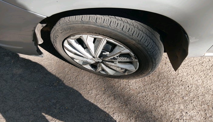 2012 Maruti Zen Estilo VXI, Petrol, Manual, 58,061 km, tyre