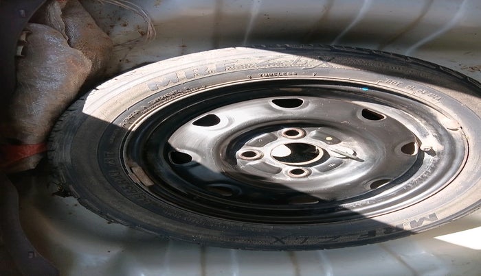 2012 Maruti Zen Estilo VXI, Petrol, Manual, 58,061 km, tyre