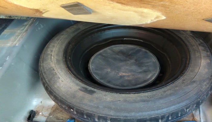 2016 Honda City 1.5L I-VTEC V MT, Petrol, Manual, 37,216 km, tyre