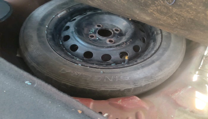 2011 Hyundai i20 SPORTZ 1.2, Petrol, Manual, 1,25,941 km, tyre