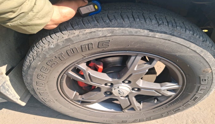 2017 Mahindra Scorpio S10 1.99 INTELLI-HYBRID, Diesel, Manual, 40,126 km, tyre