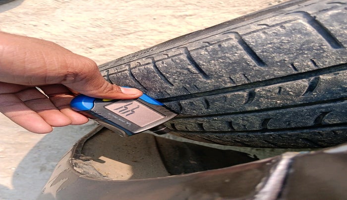 2015 Honda Mobilio 1.5L I-DTEC S, Diesel, Manual, 2,19,472 km, tyre