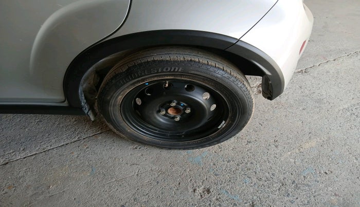 2024 Maruti IGNIS DELTA 1.2, Petrol, Manual, 23,796 km, tyre