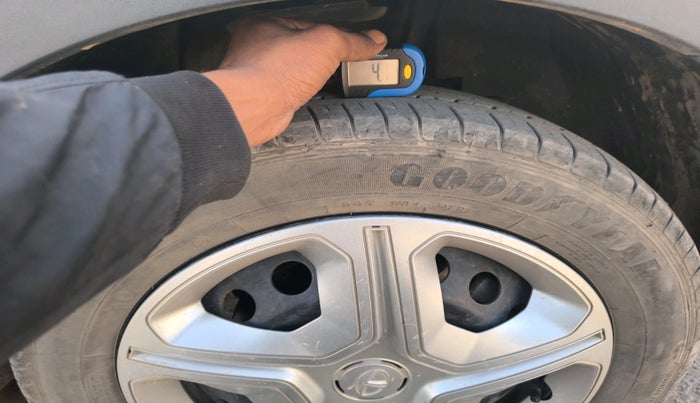 2021 Tata NEXON XM SUNROOF PETROL, Petrol, Manual, 33,709 km, tyre