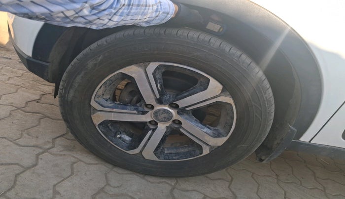 2021 Tata NEXON XZA PLUS DIESEL, Diesel, Automatic, 62,302 km, tyre