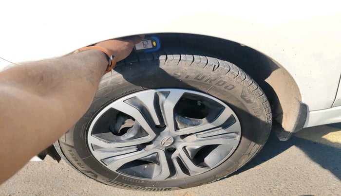 2023 Tata TIGOR XZ PLUS CNG, Petrol, Manual, 65,255 km, tyre