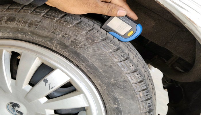 2010 Maruti Zen Estilo VXI, Petrol, Manual, 39,011 km, tyre