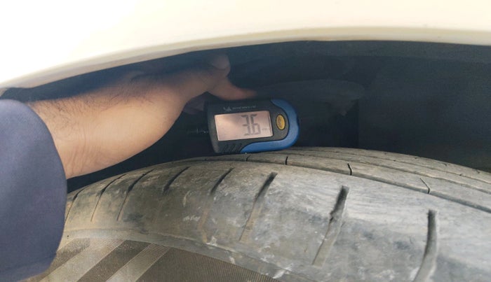 2014 Ford Ecosport TITANIUM 1.5L DIESEL, Diesel, Manual, 98,002 km, tyre