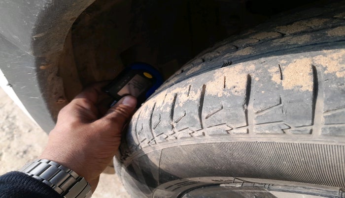 2019 Maruti Vitara Brezza VDI, Diesel, Manual, 1,77,532 km, tyre