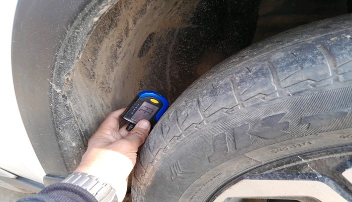 2019 Maruti Vitara Brezza VDI, Diesel, Manual, 1,77,532 km, tyre