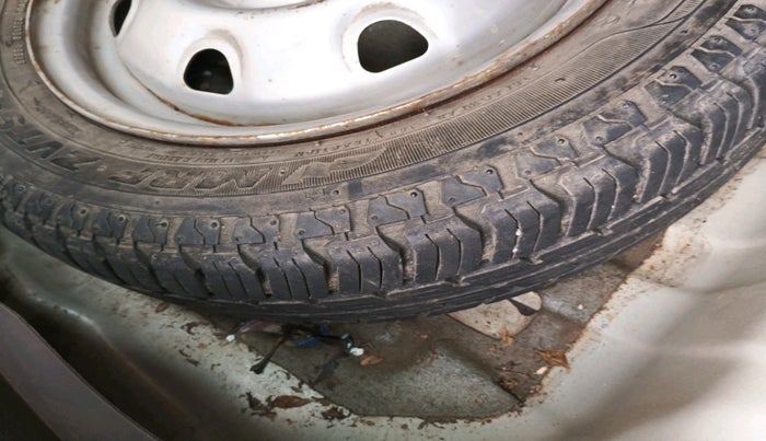 2010 Maruti Zen Estilo LXI, Petrol, Manual, 78,628 km, tyre