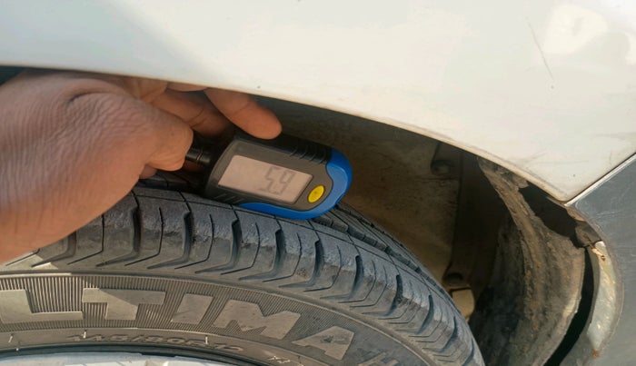 2017 Maruti Alto 800 LX, Petrol, Manual, 49,798 km, tyre