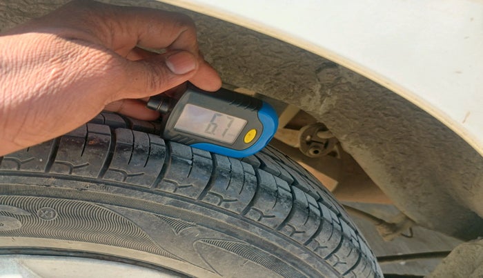 2017 Maruti Alto 800 LX, Petrol, Manual, 49,798 km, tyre