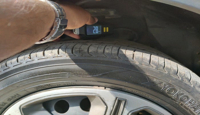 2018 Tata NEXON XM PETROL, Petrol, Manual, 1,19,450 km, tyre