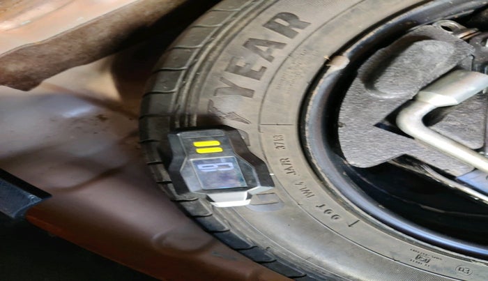 2018 Tata NEXON XM PETROL, Petrol, Manual, 1,19,450 km, tyre