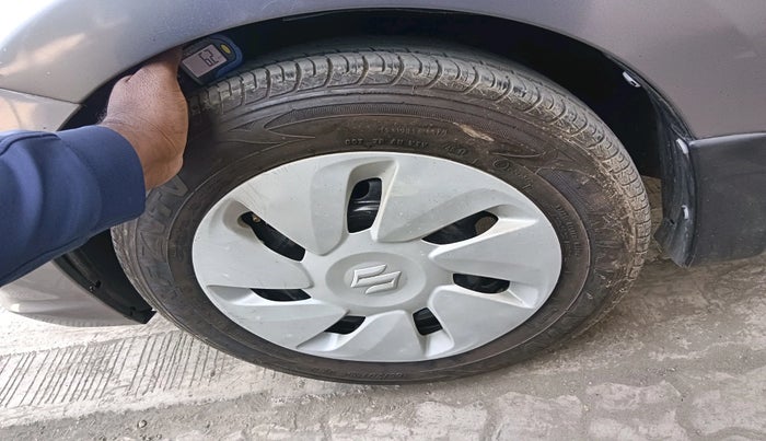 2017 Maruti Celerio VXI, Petrol, Manual, 63,204 km, tyre