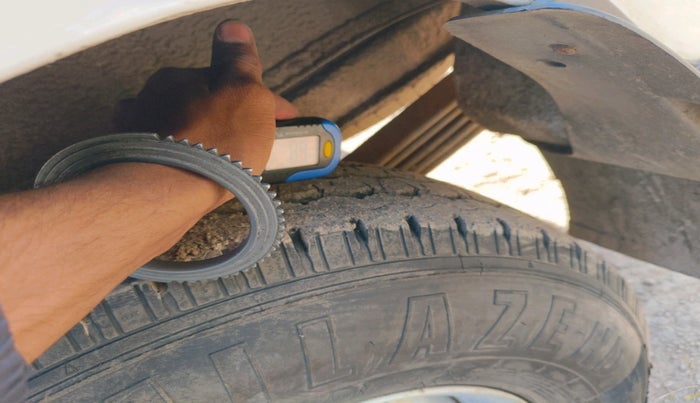 2016 Force Motors TRAVELLER ABS, Diesel, Manual, 40,096 km, tyre