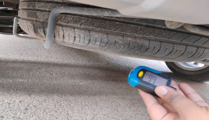 2023 Maruti XL6 ZETA CNG, Petrol, Manual, 75,038 km, tyre