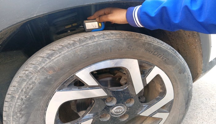 2021 Nissan MAGNITE XV MT, Petrol, Manual, 73,919 km, tyre