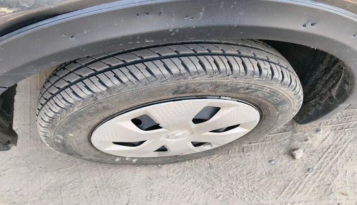 2023 Maruti Alto K10 VXI PLUS, Petrol, Manual, 6,543 km, tyre