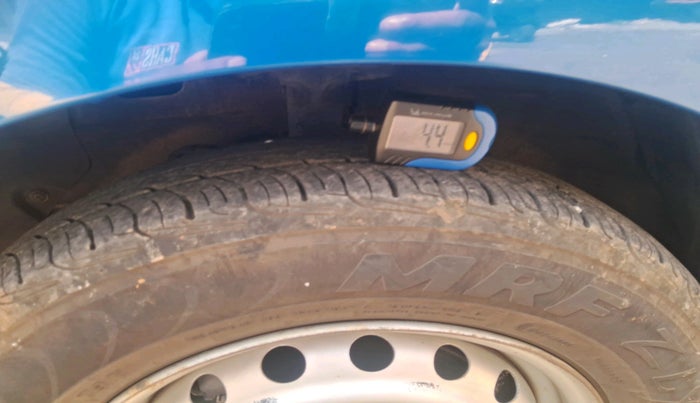 2019 Hyundai NEW SANTRO MAGNA, Petrol, Manual, 55,518 km, tyre