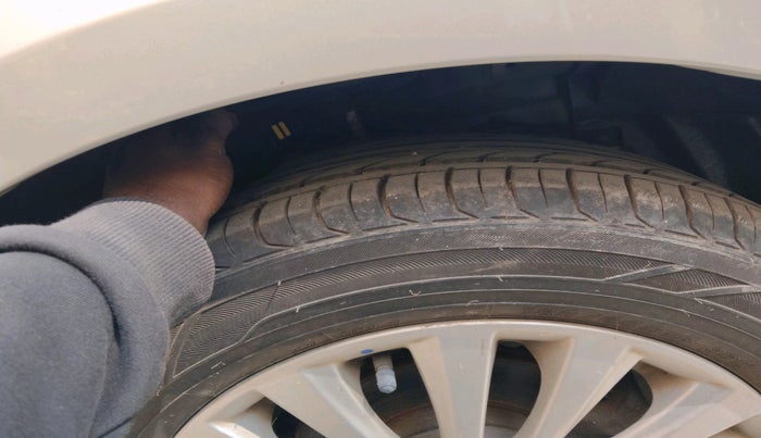 2014 Maruti Ciaz ZXI AT, Petrol, Automatic, 83,018 km, tyre