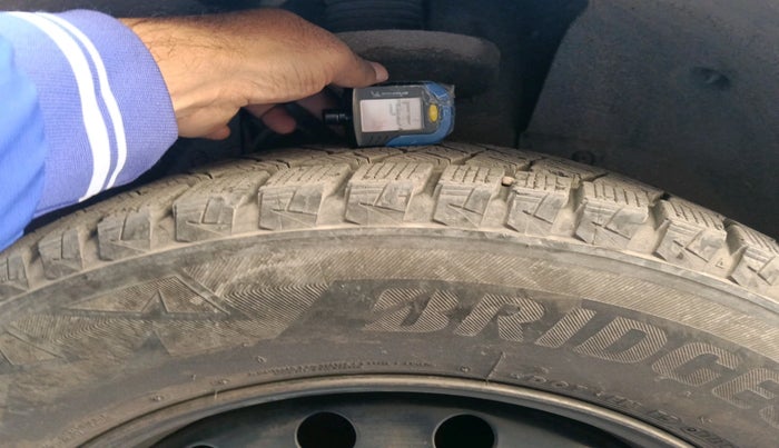 2016 Mahindra XUV500 W4 1.99, Diesel, Manual, 62,255 km, tyre