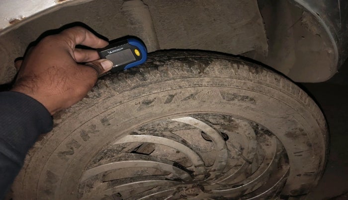 2016 Datsun Redi Go T (O), Petrol, Manual, 60,125 km, tyre